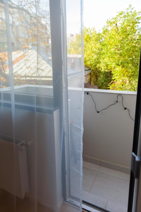 Sunny Studio - Top Location - Green View Balcony Boekarest Buitenkant foto
