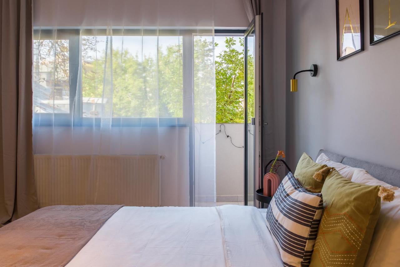 Sunny Studio - Top Location - Green View Balcony Boekarest Buitenkant foto